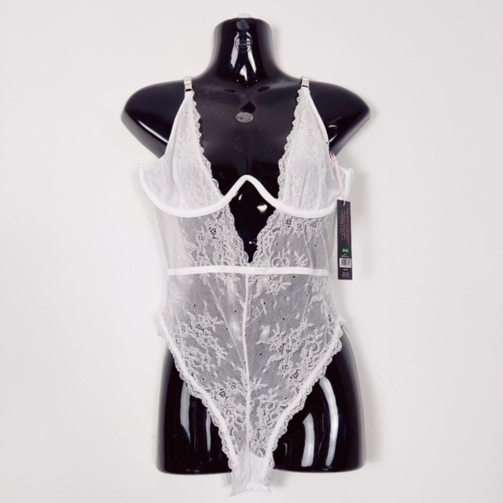 Bombshell Boudoir Women's Babydoll Lace Lingerie in White Size Large NEW Bridal